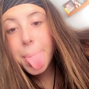 Meet your Posher, Angelina